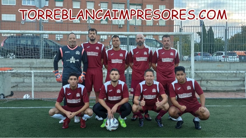 LUCHANDO POR LA SEGUNDA DIVISIÓN. CARABANCHEL DOMINGO MAÑANA.